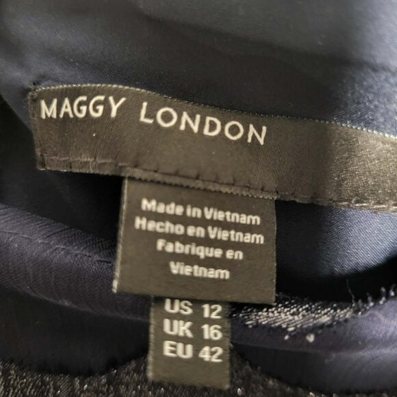 Maggy London Long Sleeve Dress - Picture 5 of 7